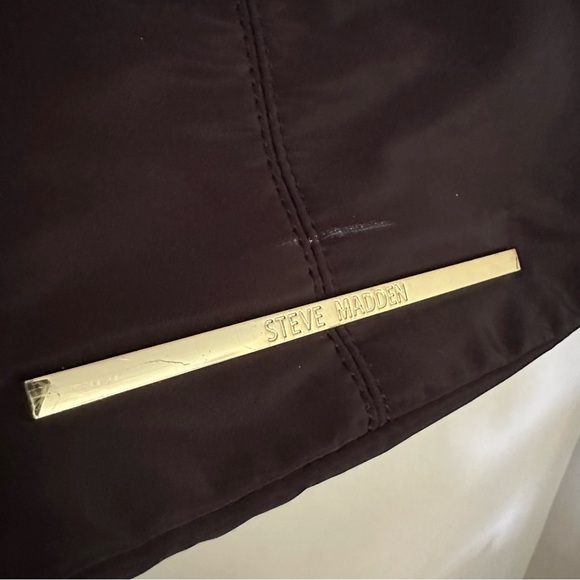 Steve Madden Oversized Black Nylon Commuter Tote - Picture 6 of 10